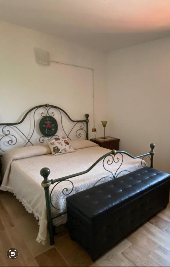 B&B Monteguzzo Cigognola ภายนอก รูปภาพ