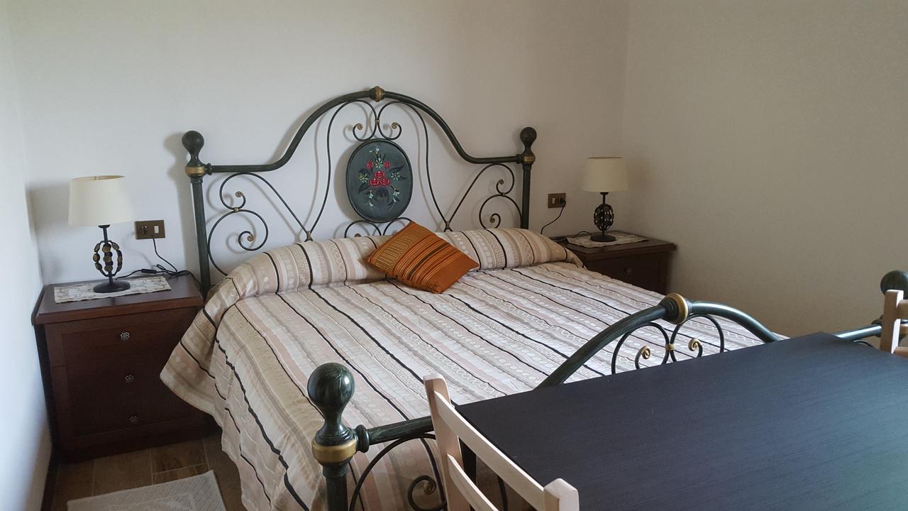 B&B Monteguzzo Cigognola ภายนอก รูปภาพ